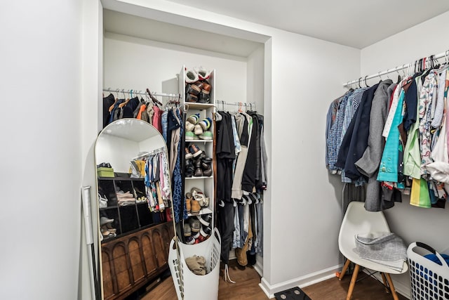 512 Westwood Dr, Tullahoma, TN 37388 - spacious closet featuring wood finished floors