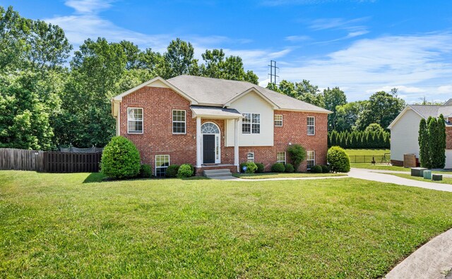 845 Nandina Ct, Clarksville, TN 37043 - raised ranch featuring brick siding