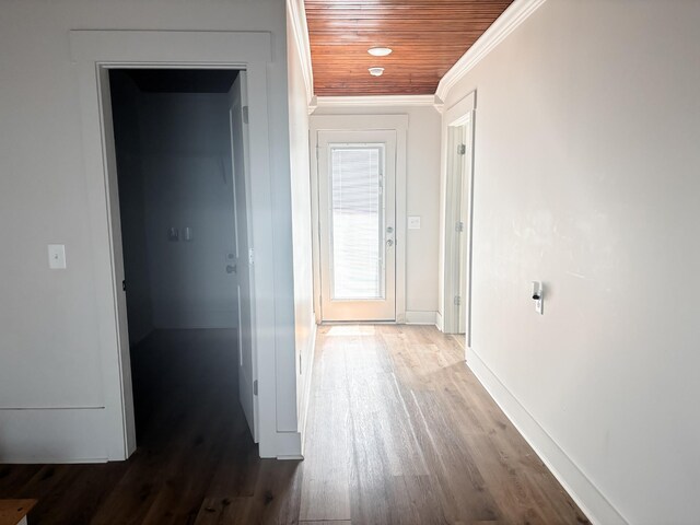 400 Circle Dr, Estill Springs, TN 37330 - corridor featuring wood finished floors, crown molding, and baseboards