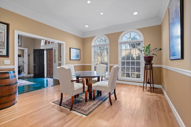 1130 Crater Hill Dr, Nashville, TN 37215 - dining room featuring wood finished floors, ornamental molding, recessed lighting, and baseboards