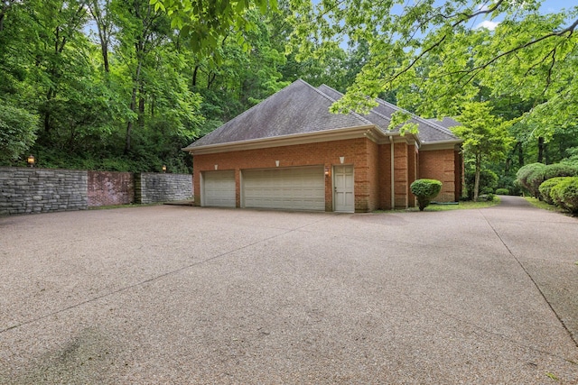 1130 Crater Hill Dr, Nashville, TN 37215 - garage featuring driveway
