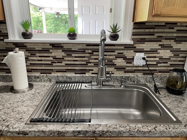 438 Tampa Dr, Nashville, TN 37211 - kitchen view of a sink and backsplash