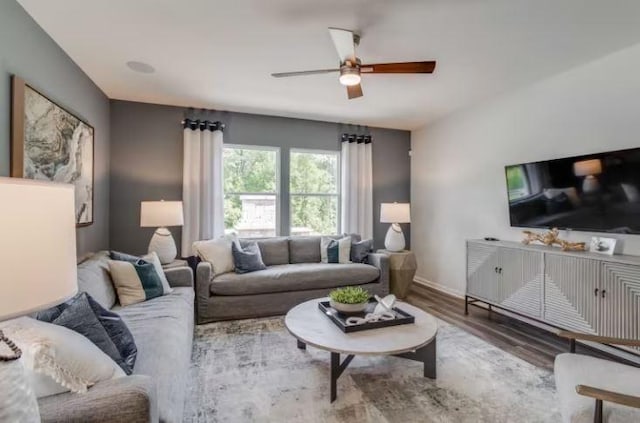 3851 Kindler Ct, Columbia, TN 38401