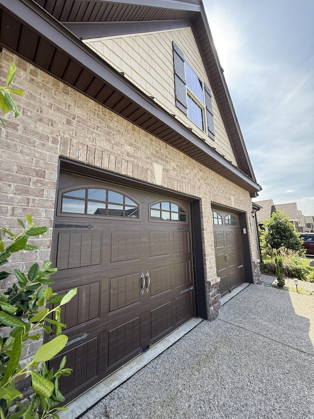 107 Auxley Ct, White House, TN 37188 - garage with concrete driveway
