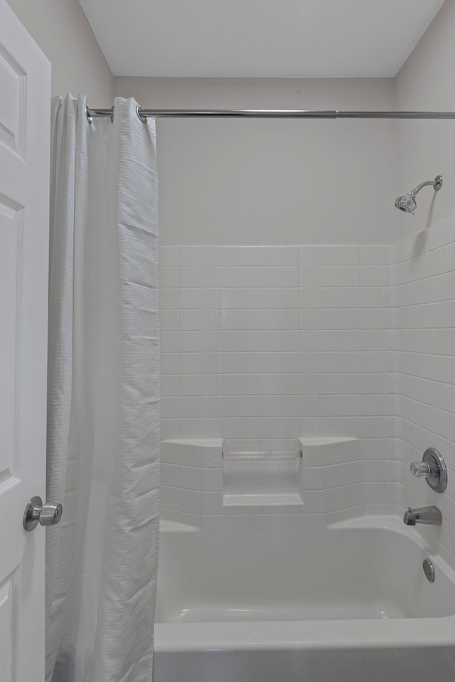 612 Churchill Xing, Madison, TN 37115 - bathroom featuring shower / bath combo