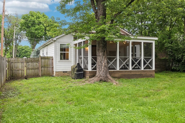 143 Two Mile Pike, Goodlettsville, TN 37072 - view of outdoor structure featuring a sunroom