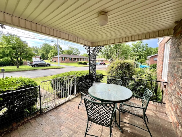 565 E College St, Pulaski, TN 38478 - view of patio