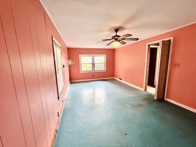 565 E College St, Pulaski, TN 38478 - empty room featuring baseboards and ceiling fan