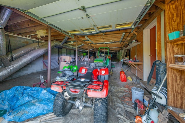 4095 Indian Hills Rd, Columbia, TN 38401 - view of garage