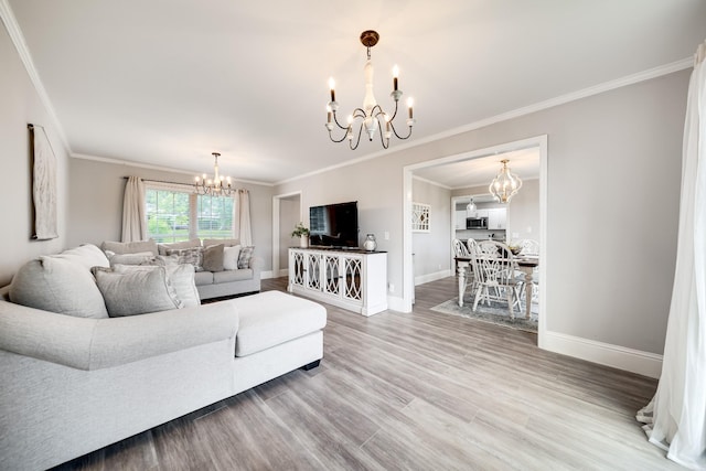 1112 Belmont Dr, Cookeville, TN 38506 - living area featuring a chandelier, crown molding, baseboards, and wood finished floors