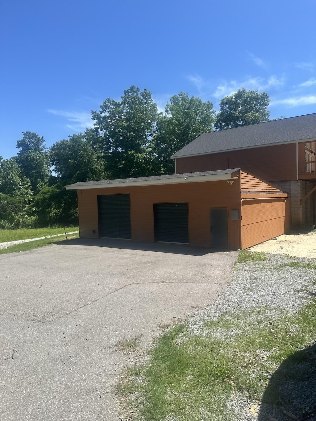 5533 Old Sams Creek Rd, Pegram, TN 37143 - view of garage