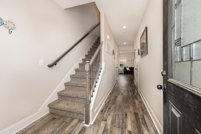 328 Fallow Cir, Clarksville, TN 37040 - foyer entrance with wood finished floors, stairs, recessed lighting, and baseboards