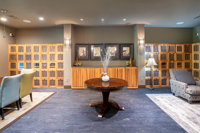 2600 Hillsboro Pike Unit 453, Nashville, TN 37212 - sitting room with recessed lighting