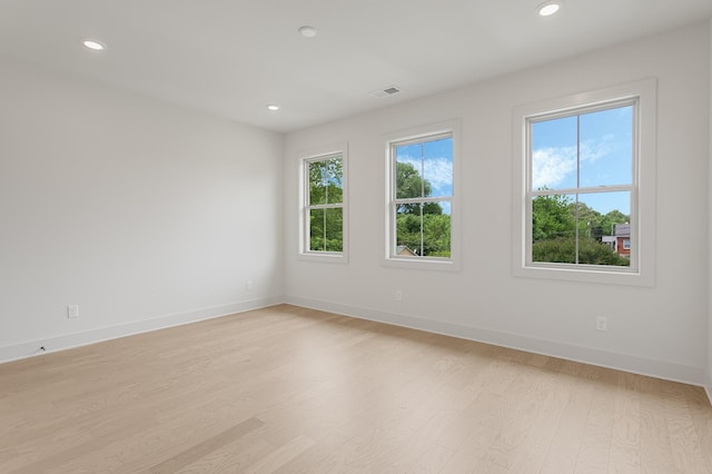 301B Oriel Ave, Nashville, TN 37210 - unfurnished room featuring light wood finished floors, recessed lighting, and baseboards