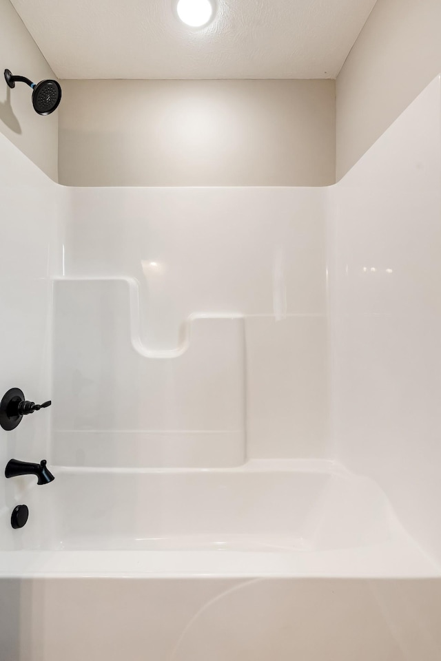 1515 Ellie Claire Way, Lewisburg, TN 37091 - view of full bathroom