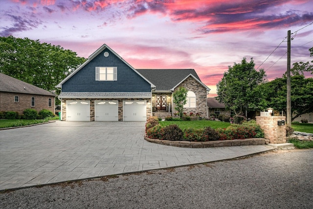 1118 Hileah Dr, Crossville, TN 38572 - photo 1