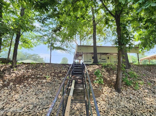 431 Pevahouse Camp Cir, Decaturville, TN 38329