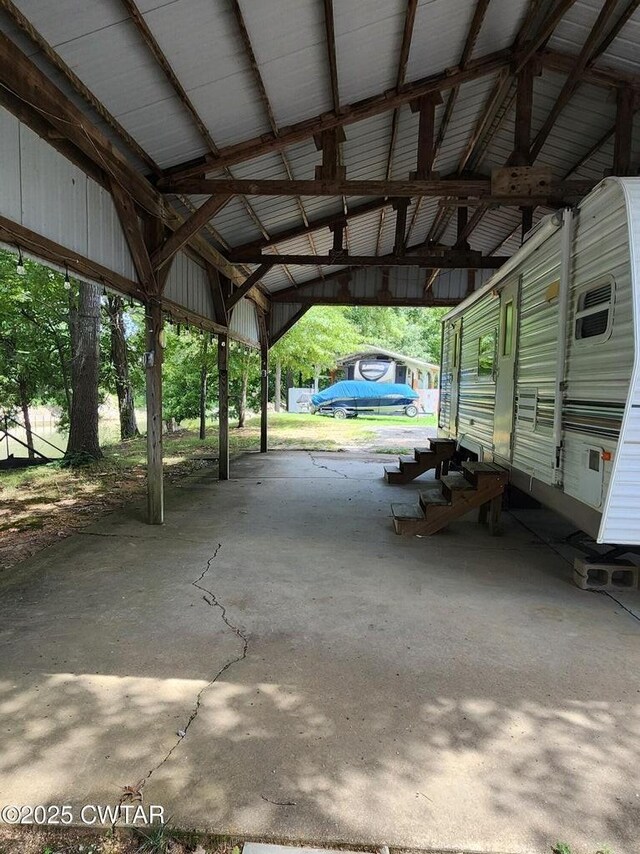 431 Pevahouse Camp Cir, Decaturville, TN 38329