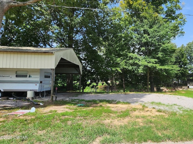 431 Pevahouse Camp Cir, Decaturville, TN 38329