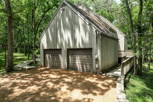 556 Lakeshore Dr, Old Hickory, TN 37138 - detached garage with a view of trees