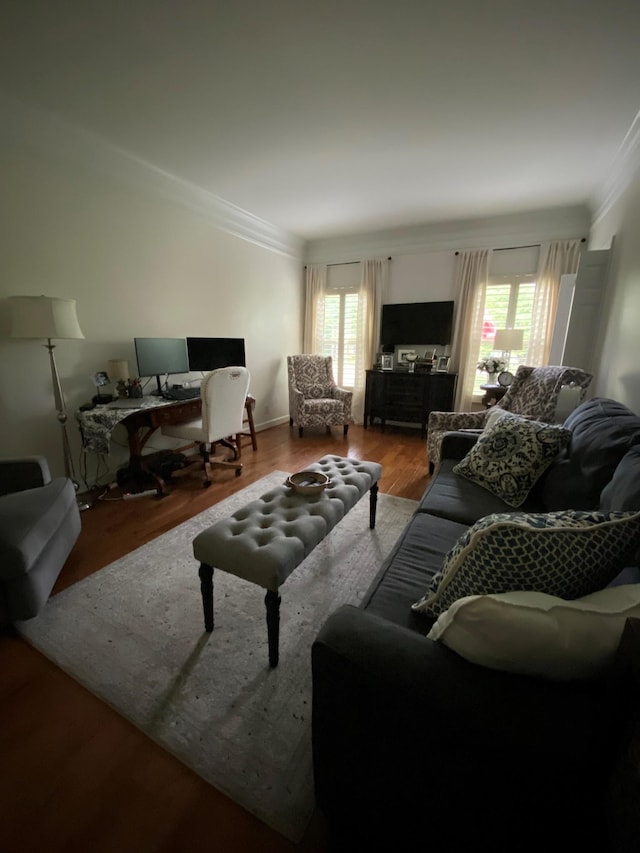 415 Ashley Ln, Kingston Springs, TN 37082 - living room with crown molding, an office area, and wood finished floors