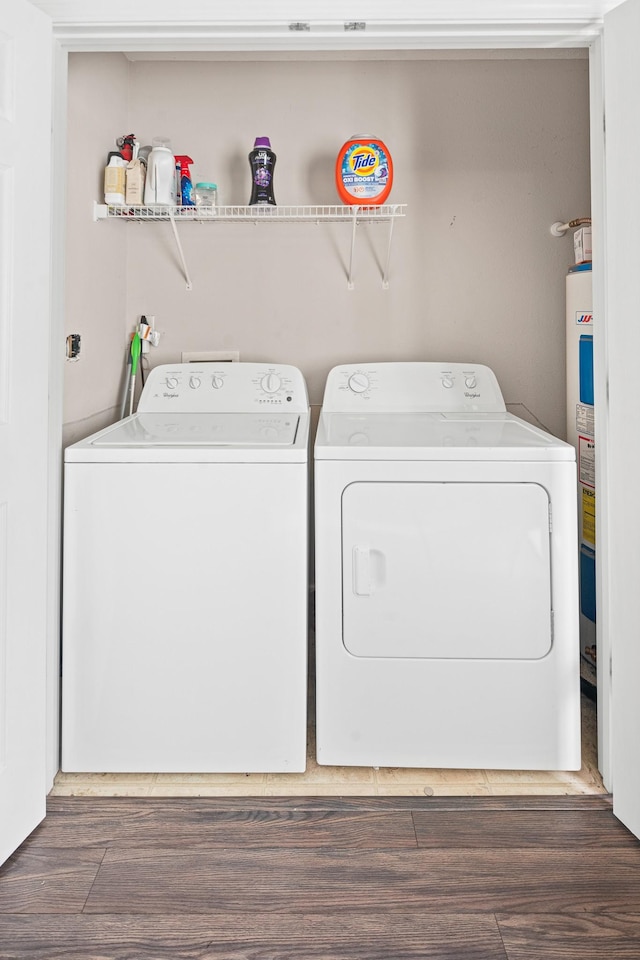1011 Wolves Den Pl, Murfreesboro, TN 37128 - laundry area featuring independent washer and dryer and wood finished floors