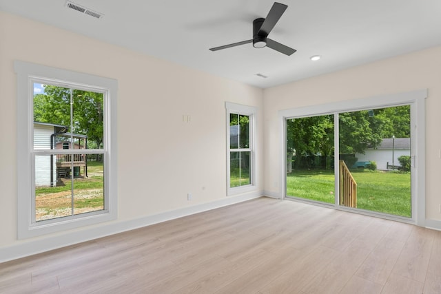 211 Porter St Unit 211, Winchester, TN 37398 - spare room featuring light wood-style floors, baseboards, and ceiling fan