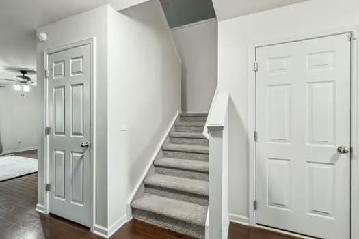 1470 Old Stone Rd, Lebanon, TN 37087 - stairs featuring a ceiling fan, wood finished floors, and baseboards