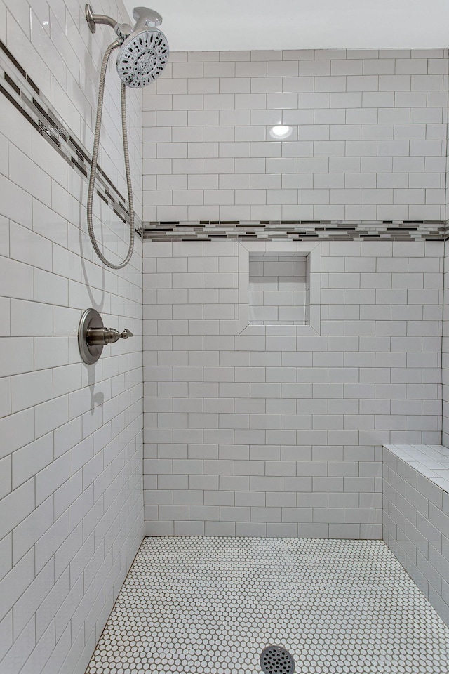 6214A California Ave, Nashville, TN 37209 - full bath featuring tiled shower