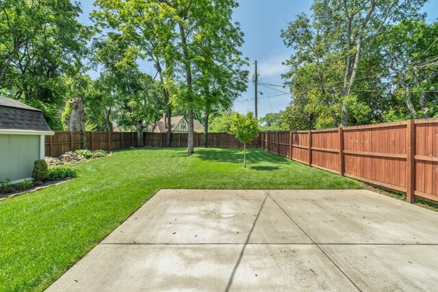 521 E Eastland St, Gallatin, TN 37066 - view of yard featuring a patio