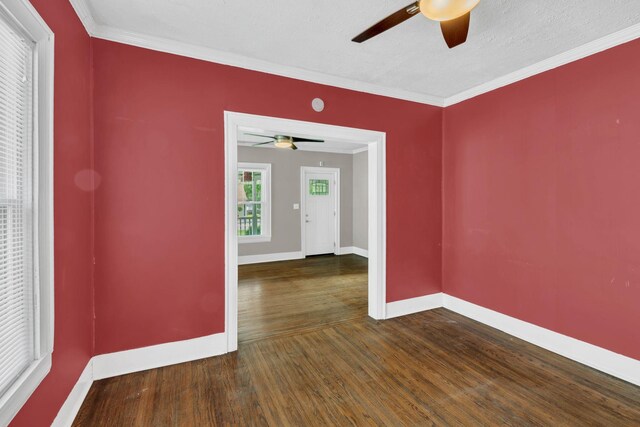 521 E Eastland St, Gallatin, TN 37066 - unfurnished room with ceiling fan, wood finished floors, baseboards, and ornamental molding