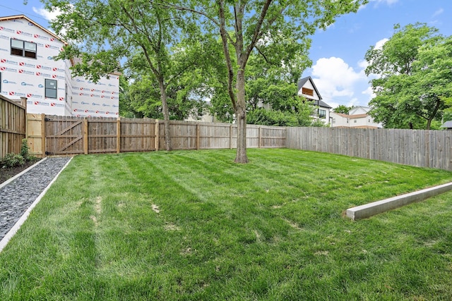 219 Chamberlin St, Nashville, TN 37209 - view of yard