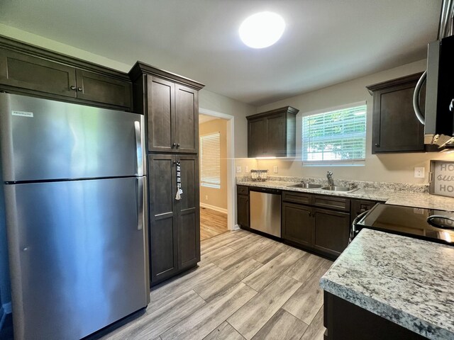 202 Maplewood Dr, Shelbyville, TN 37160 - photo 13