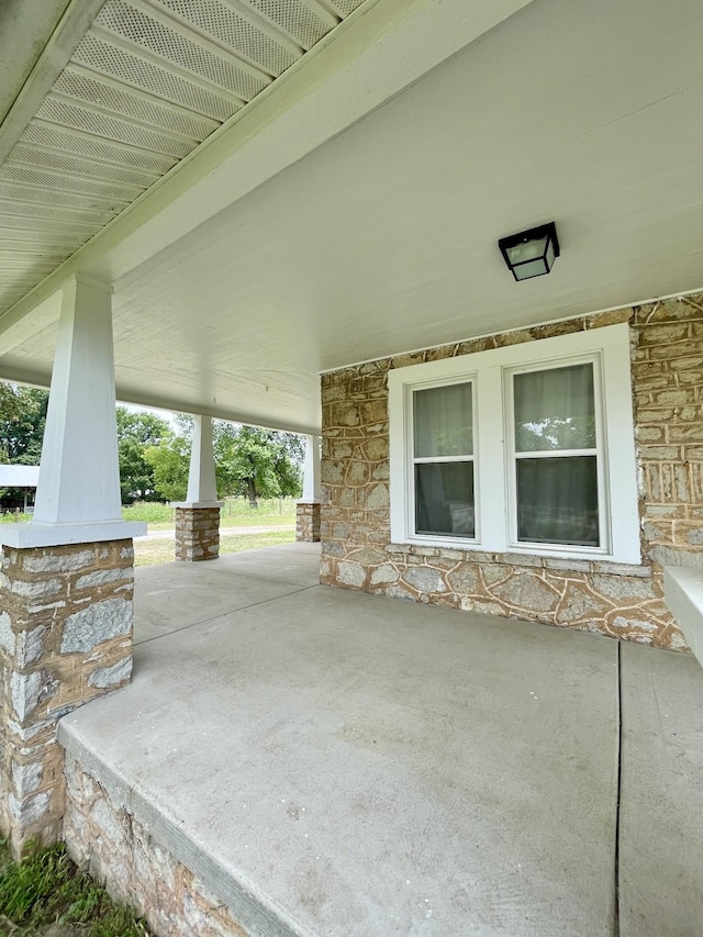 233 Shelton Dr, Saint Joseph, TN 38481 - view of patio / terrace with a porch