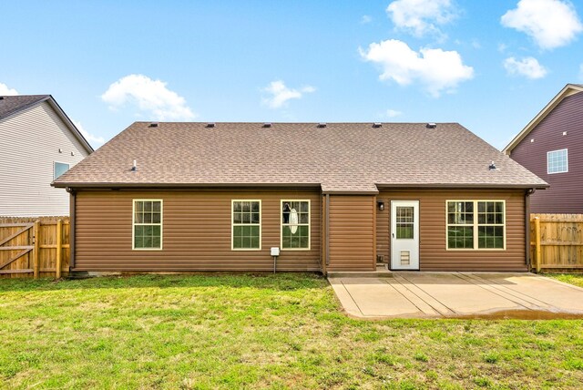 1021 Charles Thomas Dr, Clarksville, TN 37042 - rear view of property featuring a patio area and roof with shingles
