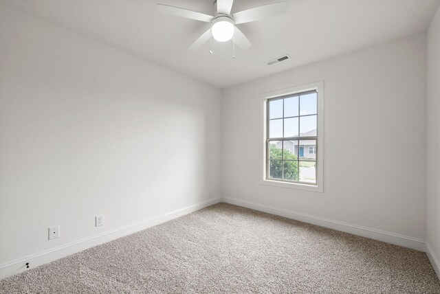 1021 Charles Thomas Dr, Clarksville, TN 37042 - empty room with light carpet, baseboards, and ceiling fan