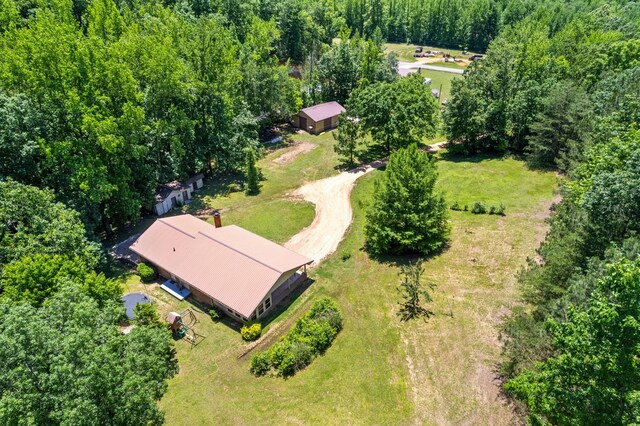 6846 Crooked Creek Rd, Lobelville, TN 37097 - photo 1