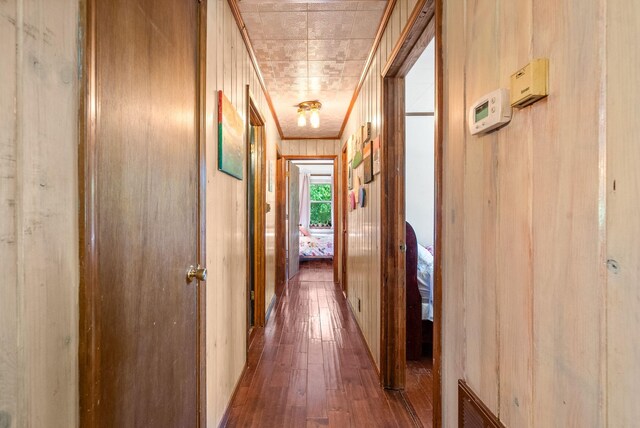 6846 Crooked Creek Rd, Lobelville, TN 37097 - photo 21