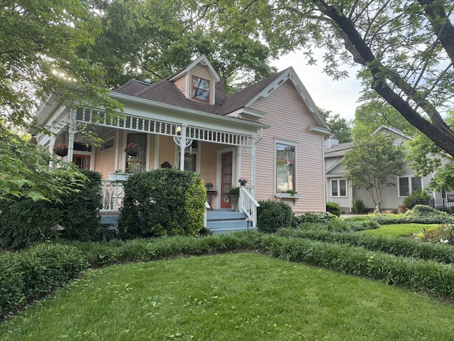 119 46th Ave N, Nashville, TN 37209 - victorian home featuring covered porch and a front lawn