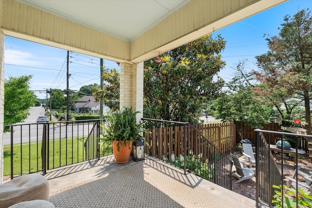 2209 Natchez Trce, Nashville, TN 37212 - view of patio featuring a balcony