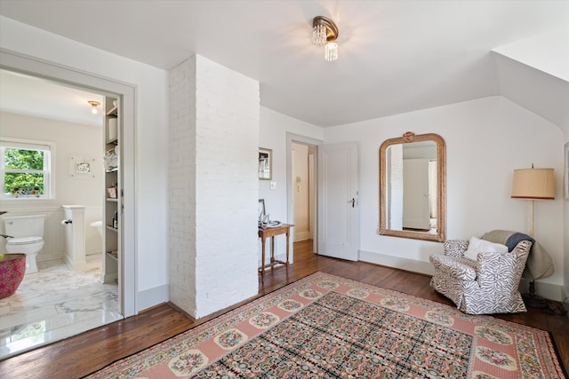 2209 Natchez Trce, Nashville, TN 37212 - sitting room with baseboards