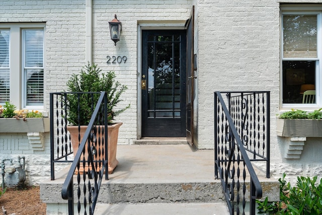 2209 Natchez Trce, Nashville, TN 37212 - entrance to property with brick siding