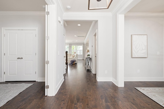 2060 Bushnell Farm Dr, Franklin, TN 37064 - foyer entrance featuring dark wood-style floors, baseboards, ornamental molding, and recessed lighting