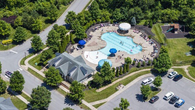 2060 Bushnell Farm Dr, Franklin, TN 37064 - drone / aerial view of a pool area