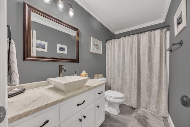 27 Lightning Bug Ln, Sewanee, TN 37375 - bathroom with crown molding, toilet, vanity, and curtained shower