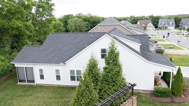3303 Hampton Turner Dr, Murfreesboro, TN 37128 - back of house with a lawn and a shingled roof