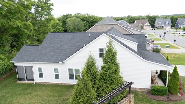 3303 Hampton Turner Dr, Murfreesboro, TN 37128 - rear view of property featuring a yard and a shingled roof