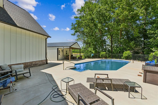 1930 Williams Rd, Lafayette, TN 37083 - view of swimming pool featuring a patio