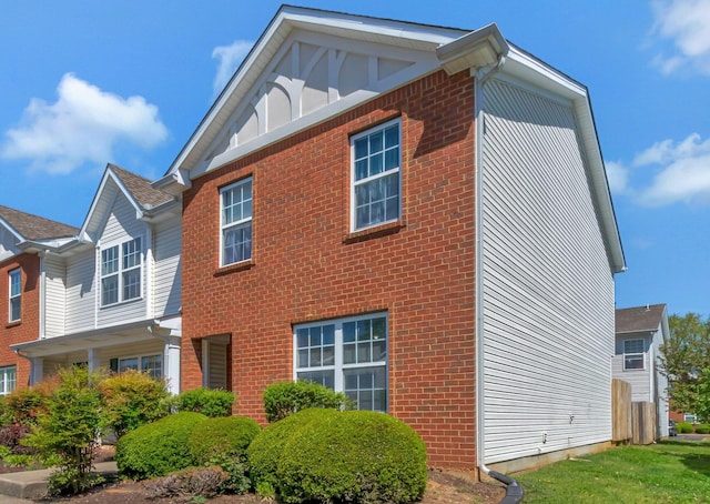 362 Shoshone Pl, Murfreesboro, TN 37128 - view of home's exterior with brick siding