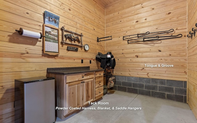 2385 Clear Brooks Dr, Signal Mountain, TN 37377 - bathroom featuring concrete flooring and wooden walls